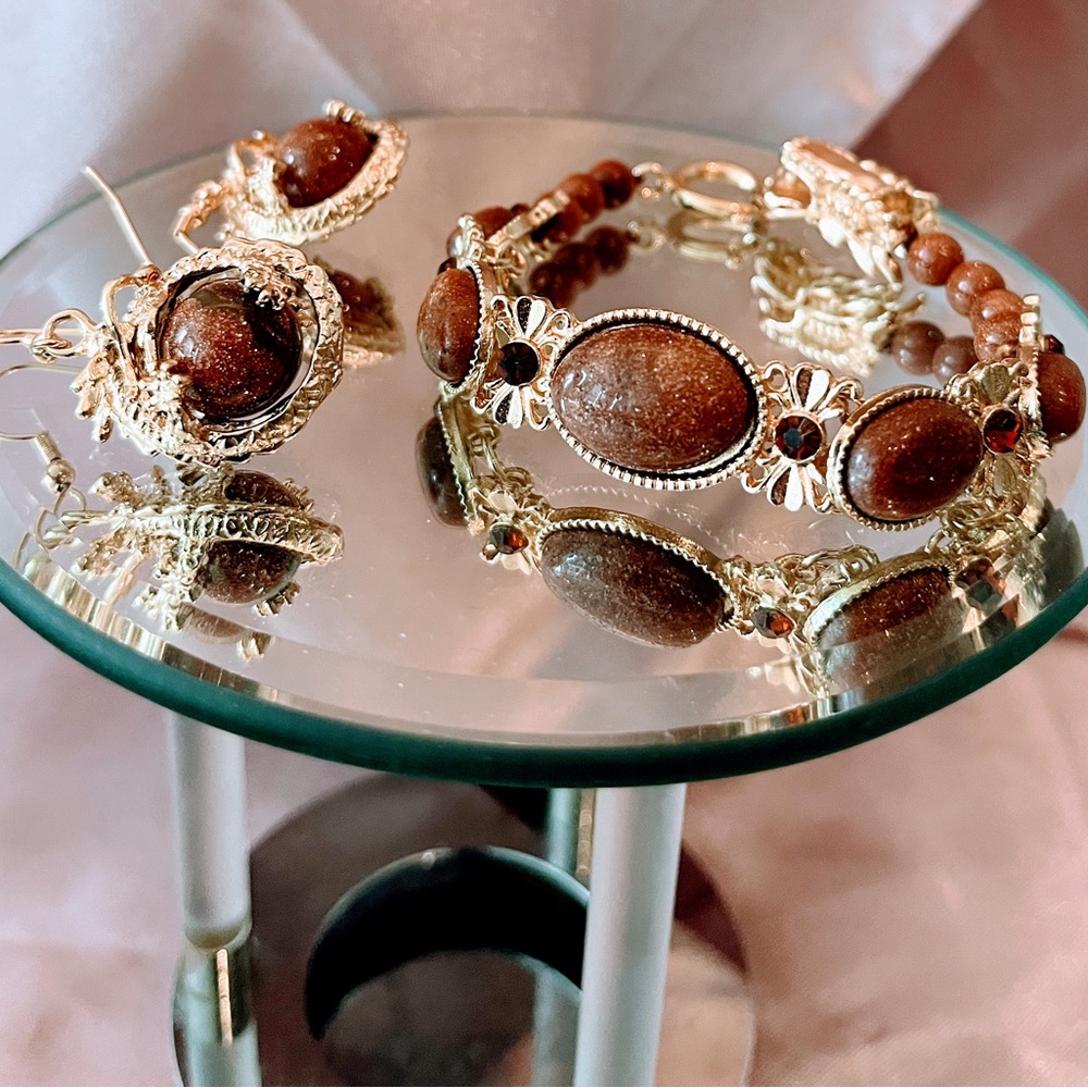 Set Gold plated and Brown Marble stone Vintage-Inspired Bracelet and Earring set